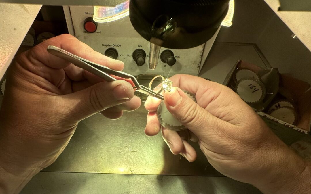 How To Choose A Laser Welder For Gold And Silver Jewelry